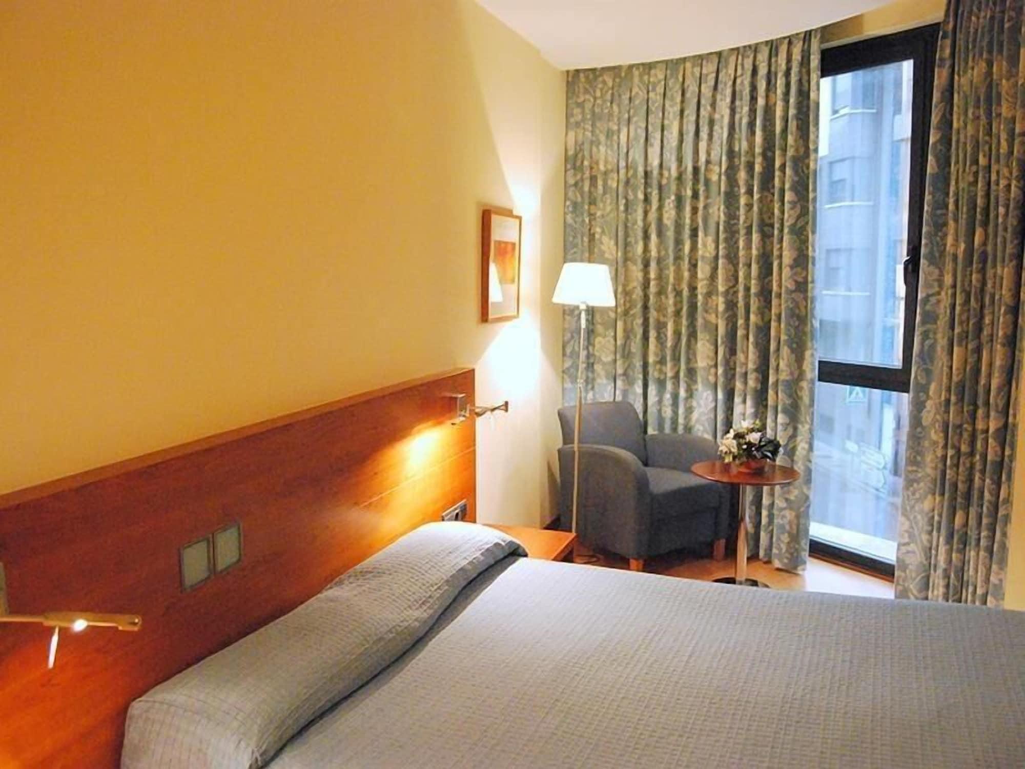 Hotel Mieres Del Camino Eksteriør billede
